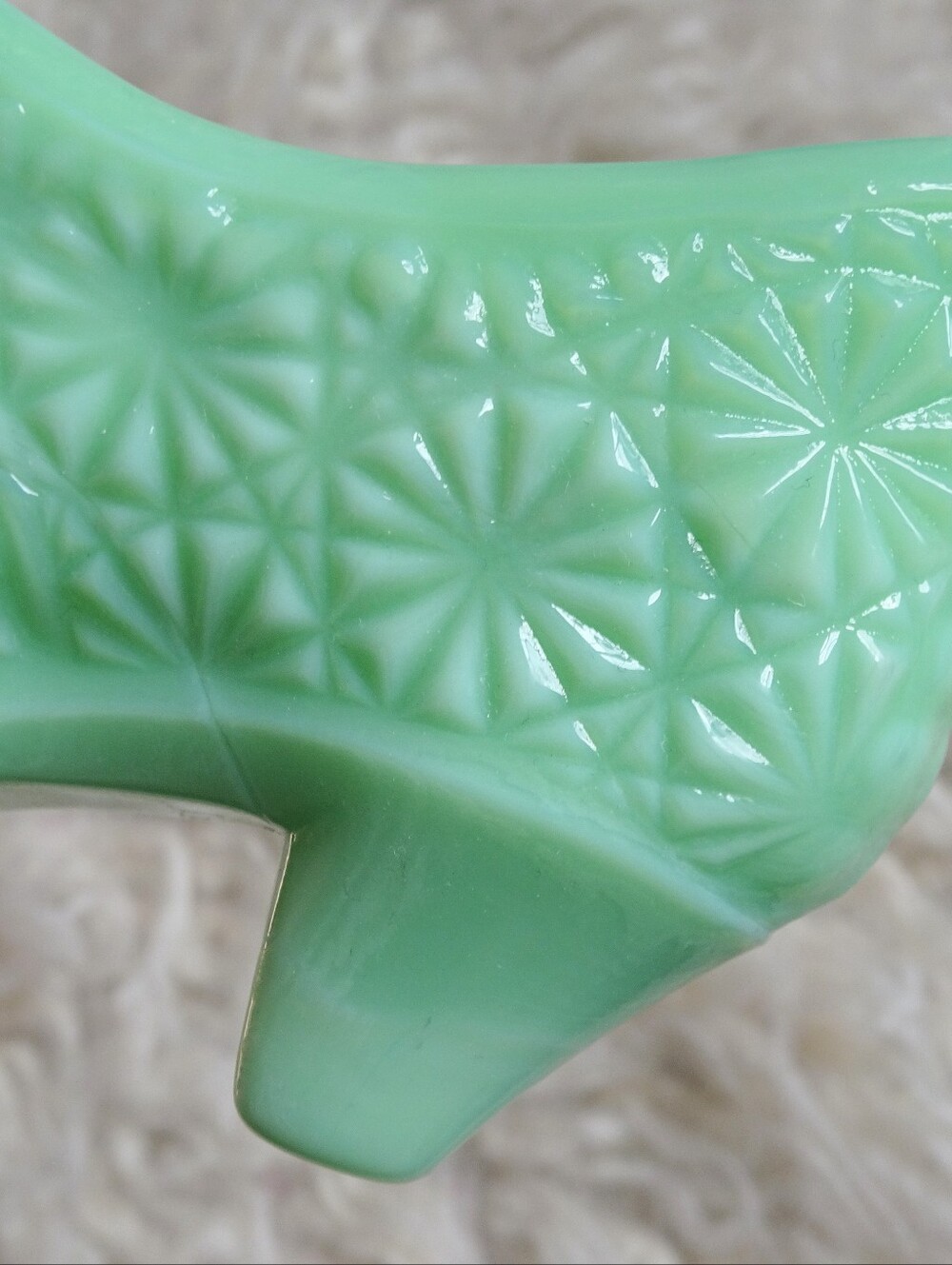 Vintage L.E. Smith Glass Jadeite Shoe Figurine - Picture 3 of 6